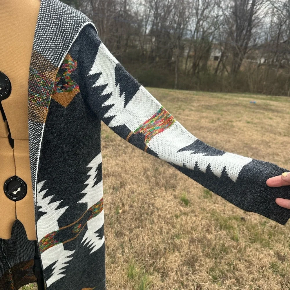 Gray Patterned Women's Sweater. Aztec. Long. Cardigan. Fun print - Picture 7 of 10